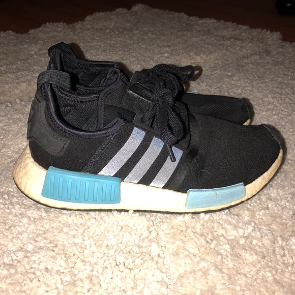 adidas Shoes - Adidas NMD R1